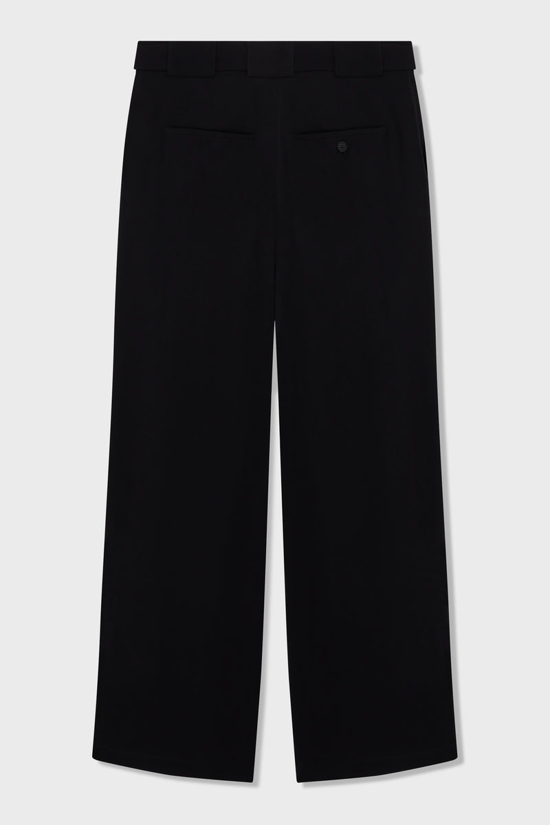 LARGE TROUSERS WITH BOX PLEATS AND BELT