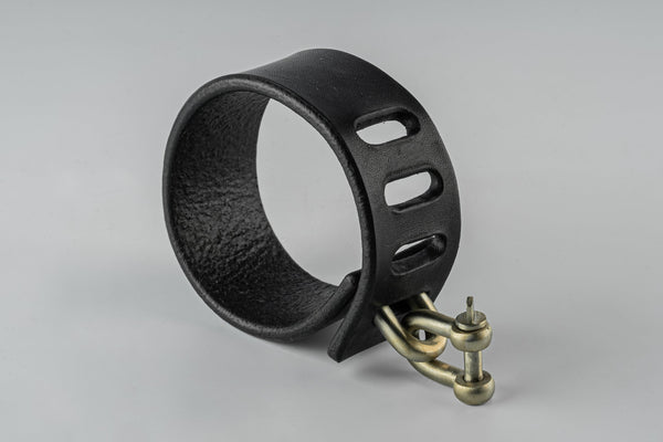 Restraint Charm Bracelet (30mm, MZ+BLK)