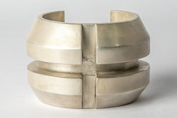 Crescent Channel Bracelet (Wedge Rift Var., 60mm, AS)