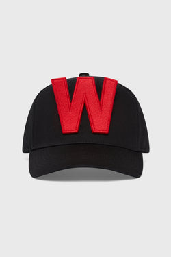 W CAP BLACK/FLAME SCARLET