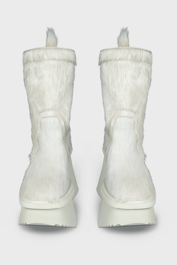 FACTORY BOOTS MILK
