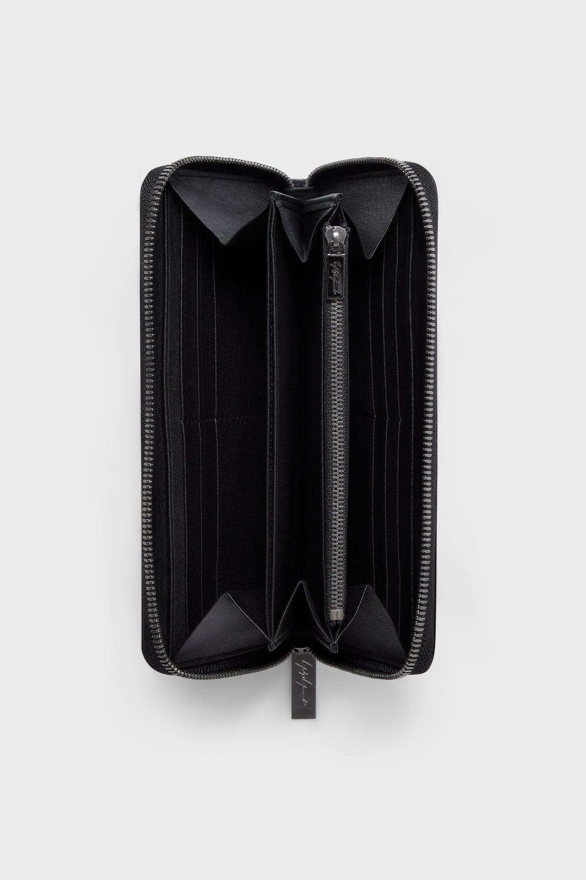 小物 discord Yohji Yamamoto Long wallet discord Yohji Yamamoto Signature Long Wallet / Shrink Cow