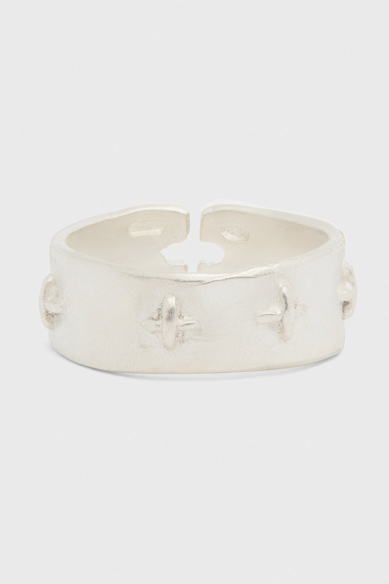 SILVER STITCHED MULTIPLE CROSS RING
