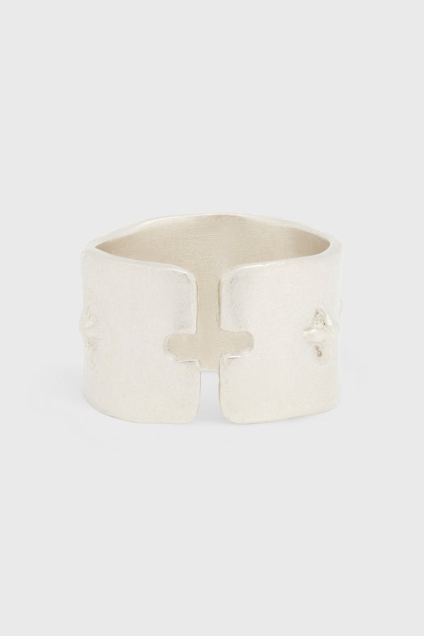 THICK SILVER STITCHED MULTIPLE CROSS RING