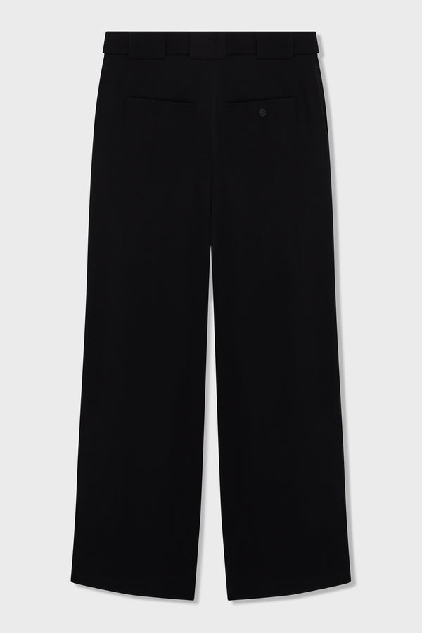 LARGE TROUSERS WITH BOX PLEATS AND BELT