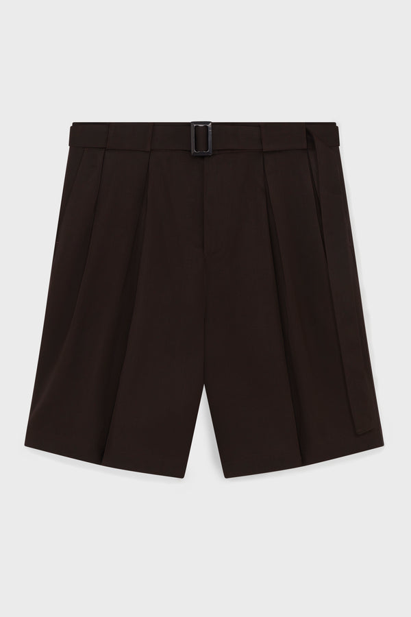LARGE SHORTS WITH BOX PLEATS AND BELT