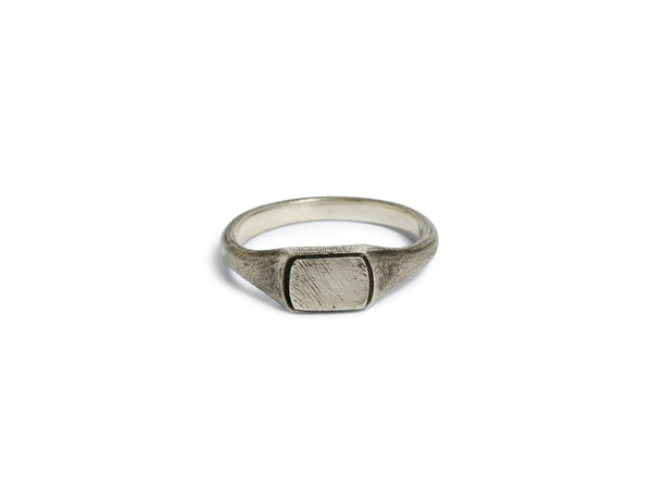 RING SYMBOL SIGNET