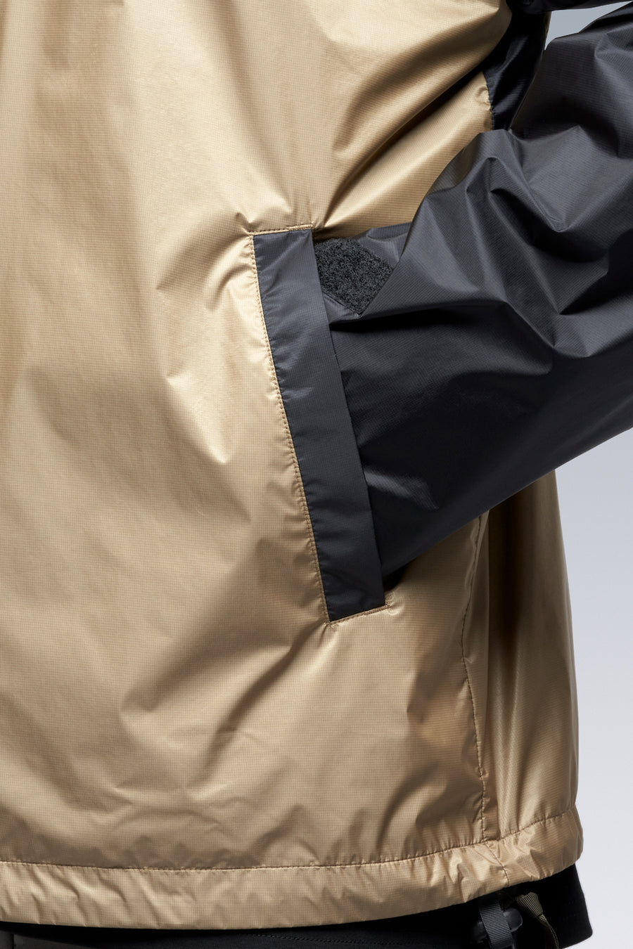 ジャケット・アウター Acronym J95-WS 2L Gore-Tex Windstopper S ACRONYM 2022SS 2L Gore-Tex Infinium Windstopper Jacket (J95