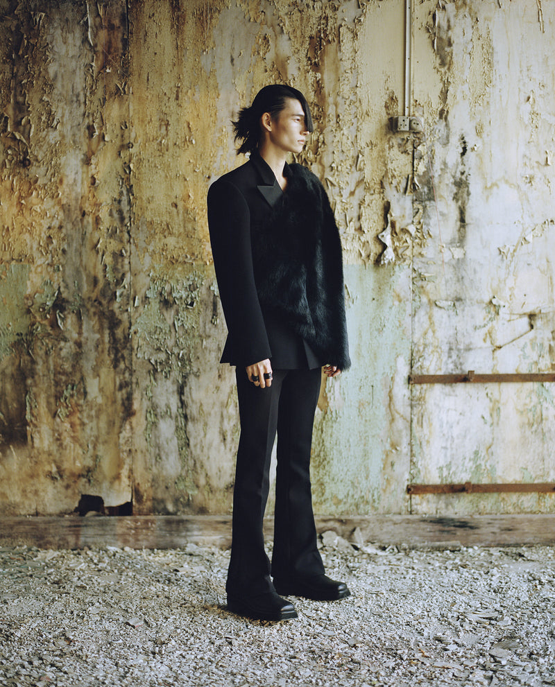 BLACK BLAZER