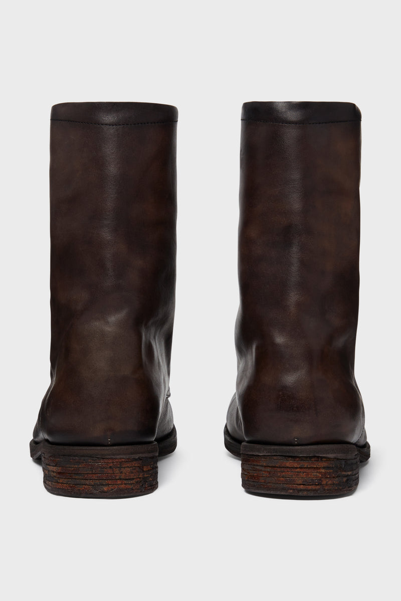 BROWN HORSE LACEUP BOOTS