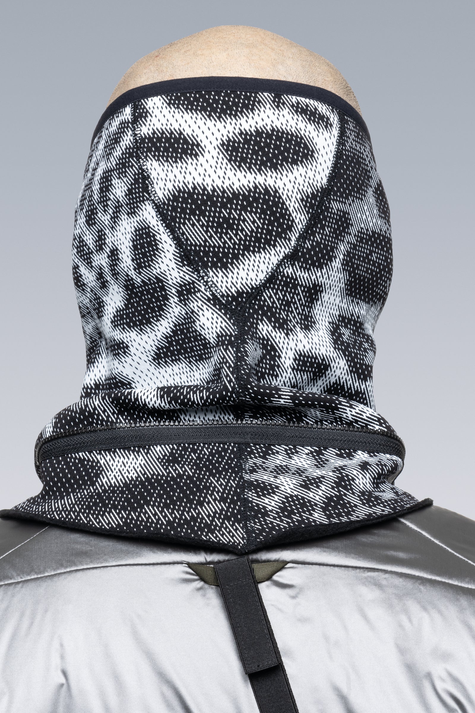 ACRONYM - NG4-PS Modular Zippered Powerstretch® Neck Gaiter - Leopard –  LABSTORE LONDON