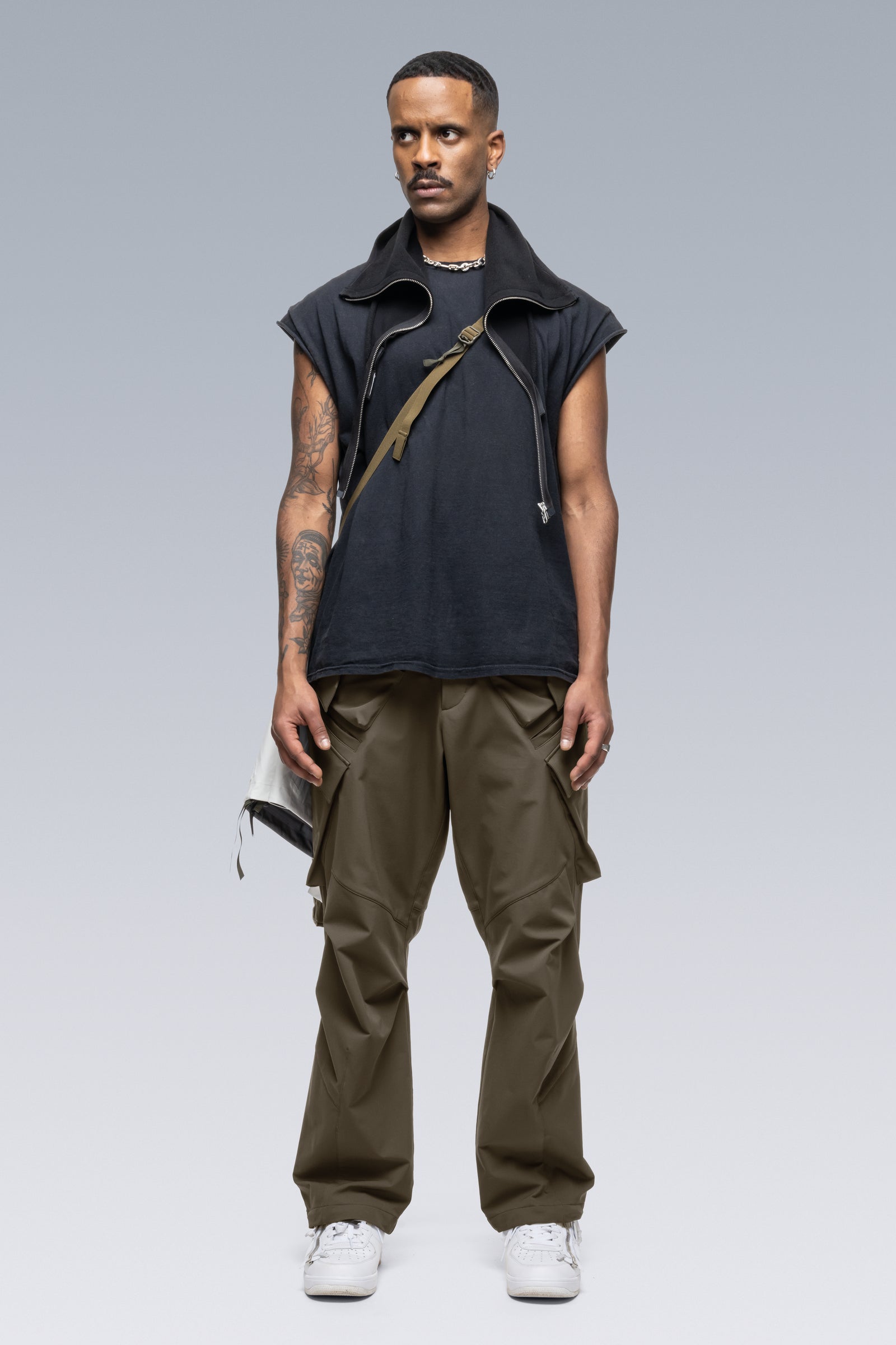 New Brand “ACRONYM” Release Start !!! | HUES 福岡セレクト