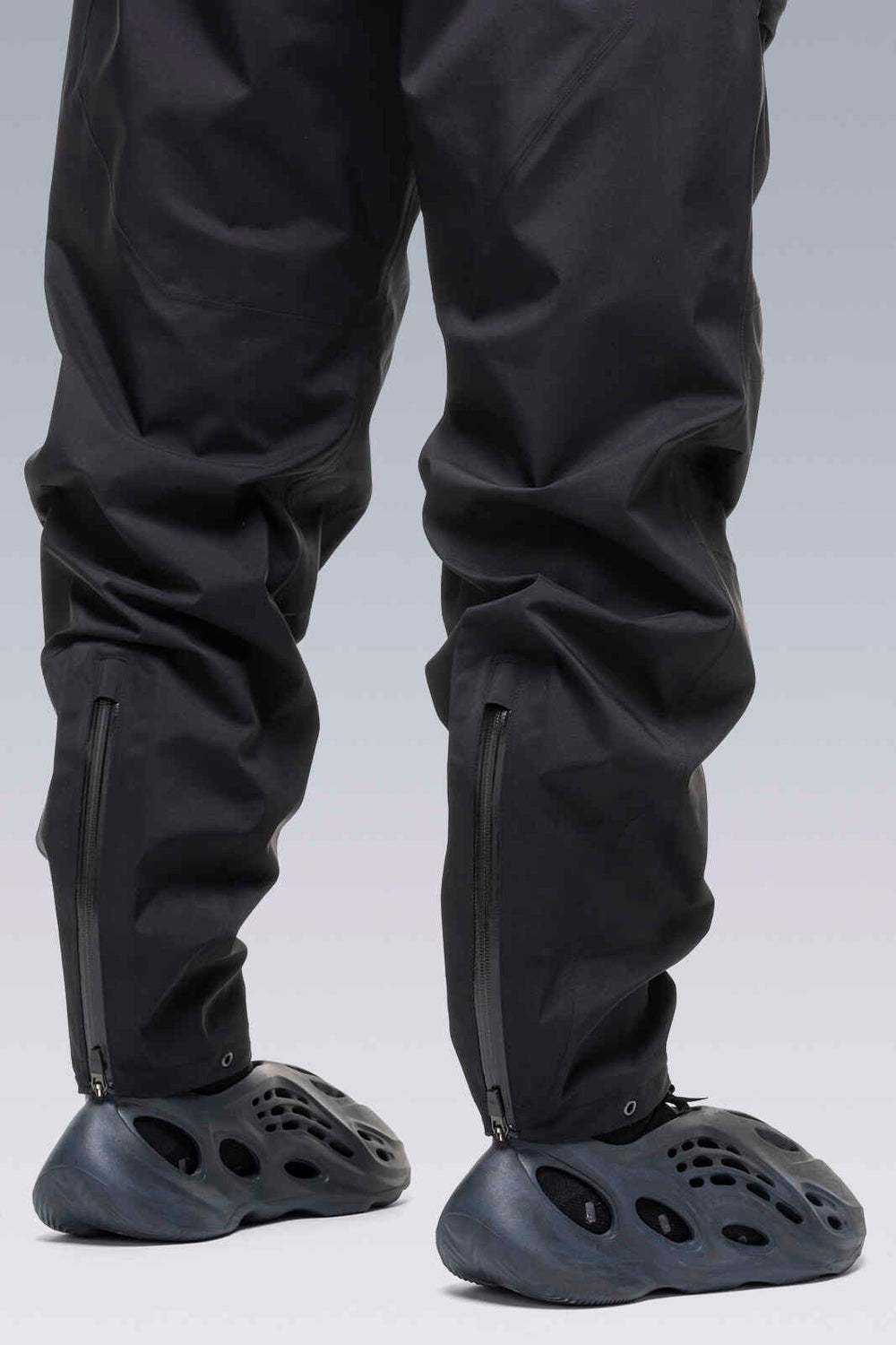 ACRONYM - P43-GT 3L Gore-Tex Pro Pants - Multi – LABSTORE LONDON