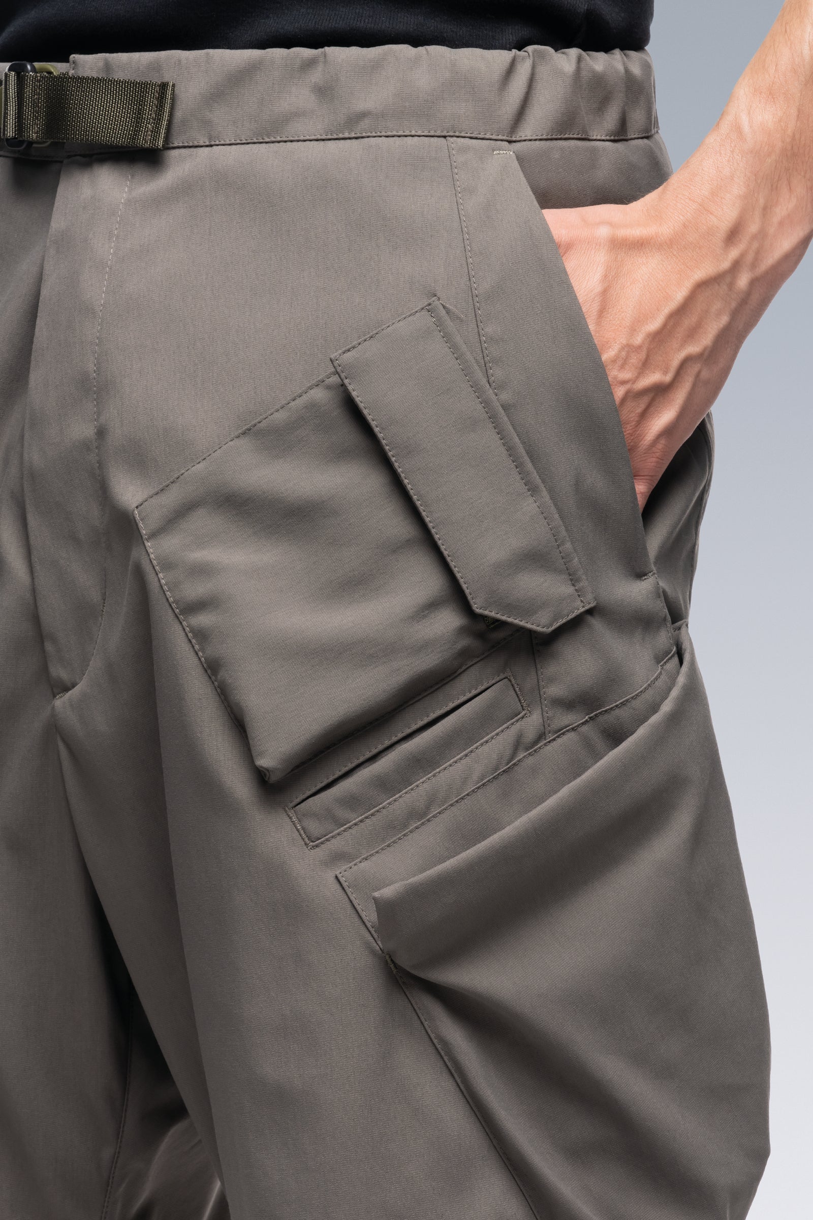 パンツ ACRONYM SP29-M GRAY XS Amazon | 正規 ACRONYM SP29-M NYLON STRETCH BDU SHORT PANTS